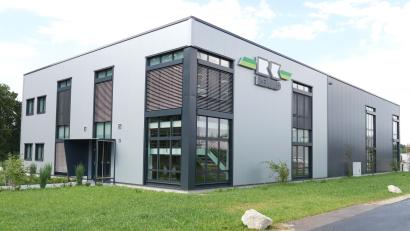 Bild: Norbert Weis
Im Gewerbegebiet der Gemeinde Illschwang in Neuöd entstand das neue Schulungszentrum der Firma Remko.