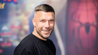 Bild: Christoph Soeder/dpa
Äußert sich kritisch über die DFB-Elf: Lukas Podolski. (Archivbild)