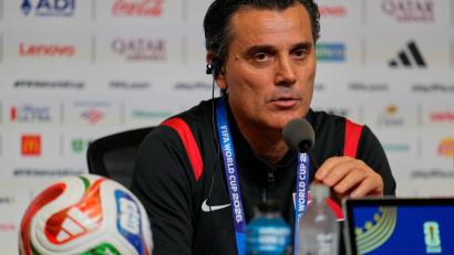 Bild: Eugene Hoshiko/AP/dpa
Nationaltrainer Montella trauert um seine Schwester. (Archivbild)