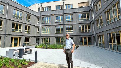 Bild: Matthias Bäumler
Behördenleiter Johann Feiler ist mit dem Neubau rundum zufrieden.