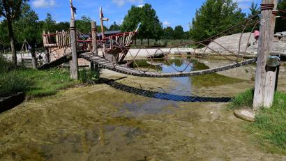 Archivbild: Petra Hartl
Der Kleinkinderbereich am Amberger Piratenspielplatz ist zum Teil gesperrt. Der Grund: verunreinigtes Wasser.