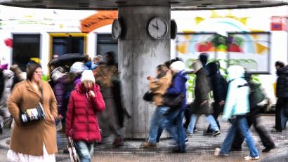 Bild: Britta Pedersen/dpa
Viele Menschen brauchen soziale Leistungen, die Sozialleistungsquote steigt. (Symbolbild)