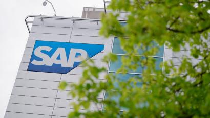Bild: Uwe Anspach/dpa
SAP: Aktie unter Druck. (Archivbild)