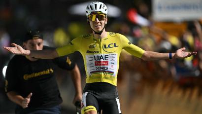 Bild: Jeff Pachoud/AFP/dpa
Tadej Pogacar siegt in Alpe d'Huez.