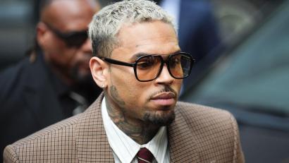 Bild: James Manning/PA Wire/dpa
Der R&B-Sänger Chris Brown bekannte sich vor Gericht schuldig. (Archivbild)