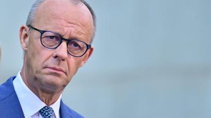 Bild: Sebastian Gollnow/dpa
Der Bundeskanzler muss sich Kritik aus der Union anhören - wenn auch vorerst aus der zweiten Reihe. (Archivbild)