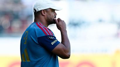 Bild: Uwe Anspach/dpa
Schickte eine junge Mannschaft ins Spiel: FCB-Trainer Vincent Kompany