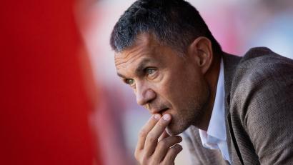 Bild: Rolf Vennenbernd/dpa
Erst seit 16 Tagen ist Paolo Maldini als Technischer Direktor im Amt. (Archivbild)