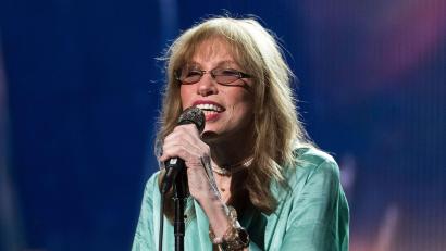 Bild: Charles Sykes/Invision/AP/dpa
Die US-Sängerin Carly Simon hat eine Parkinson-Diagnose öffentlich gemacht. (Archivbild)