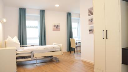 Bild: dob
Die neuen Pflegezimmer bieten Komfort, Sicherheit und eine wohnliche Atmosphäre