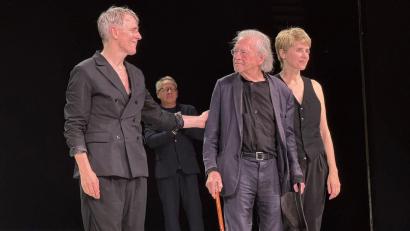 Bild: Matthias Röder/dpa
Gelungene Premiere für das neue Stück von Peter Handke in Salzburg.
