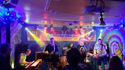 Bild: Sabine Mende
Das Psychedelic-Rock-Festival im Kulturbahnhof Parapluie bietet ein abwechslungsreiches Programm.