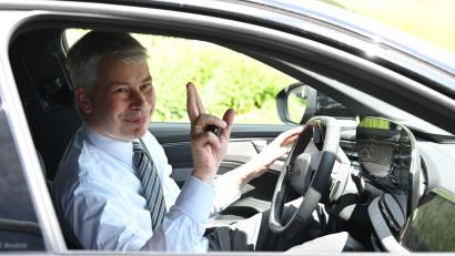 Bild: Marijan Murat/dpa
Steffen Bilger wird neuer Verkehrsminister.