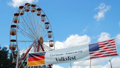 Archivbild: Renate Gradl
Der DAGA-Shuttle-Service bietet einen Shuttle-Service zum 65. Deutsch-Amerikanischen Volksfest in Grafenwöhr. Der Erlös unterstützt soziale Projekte.