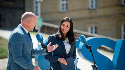 Bild: Daniel Vogl/dpa
Ungarn will die Beziehungen zu Bayern nach Ende der Ära Viktor Orbán erneuern und ausbauen.