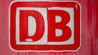 Bild: Peter Kneffel/dpa
Das Image der Bahn ist schwer ramponiert.