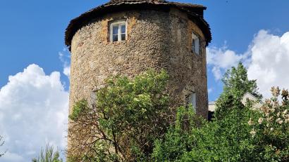 Bild: Literaturarchiv Sulzbach-Rosenberg
Der mittelalterliche Turm ist der Namensgeber des Stipendiums.