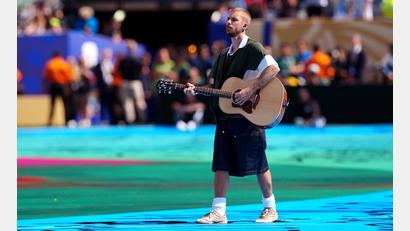 Bild: Nick Potts/PA Wire/dpa
Diese Schuhe von Justin Bieber waren einem Menschen sehr viel Geld wert. (Archivbild)
