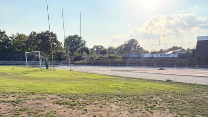 Bild: ama
Für Außenspieler wird es in der Fußball-Landesliga aktuell holprig.
