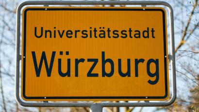 Bild: Daniel Karmann/dpa
Die Stadt Würzburg erhofft sich von der neuen Arena einen Schub für die örtliche Wirtschaft. (Symbolbild)