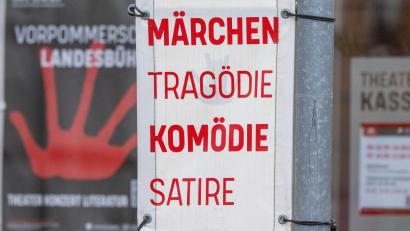 Bild: Stefan Sauer/dpa
Die Veranstalter brachen die Vorstellung aus Verantwortung gegenüber dem Ensemble ab. (Archivbild)
