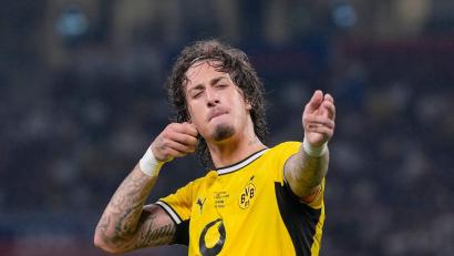 Bild: Eugene Hoshiko/AP/dpa
Fábio Silva traf für Borussia Dortmund beim Testspiel in Tokio.