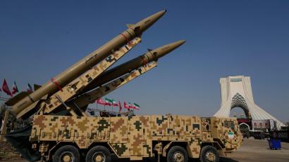 Bild: Vahid Salemi/AP/dpa
Irans Raketen stellen eine große Bedrohung für die mit den USA verbündeten Staaten am Persischen Golf dar. (Symbolbild)