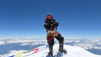 Bild: Nirmal Purja/PA Wire/dpa
Dieses undatiertes Archivfoto (ursprünglich am 29.10.19) zeigt Purja auf dem Gipfel des Nanga Parbat. (Archivbild)