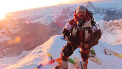Bild: Nirmal Purja/PA Wire/dpa
Purja auf dem Gipfel des Everest. (Archivbild)