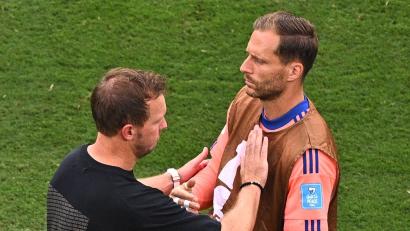 Bild: Tom Weller/dpa
Haben alles geklärt: Ex-Bundestrainer Julian Nagelsmann (l) und Torwart Oliver Baumann. (Archivbild)