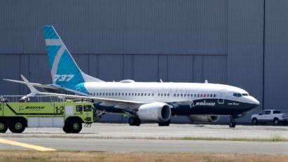 Bild: Elaine Thompson/AP/dpa
Die 737 Max 7 ist die kleinste Variante von Boeings wichtigster Modellfamilie. (Archivbild)