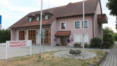 Bild: Josef Pilfusek
Das Projekt "Sanierung/Anbau des Feuerwehrhauses" in Waidhaus kann in Angriff genommen werden. Der Marktgemeinderat hat sich entschieden.