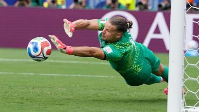 Bild: Frank Franklin II/AP/dpa
Torhüter Örjan Nyland kehrt zu RB Leipzig zurück. (Archivhbild)