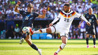 Bild: Tom Weller/dpa
Deniz Undav brauchte etwa eine Woche, um die WM-Enttäuschung abzuhaken. (Archivbild)