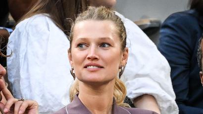 Bild: Matthieu Mirville/ZUMA Press Wire/dpa
Das deutsche Supermodel Toni Garrn ist mit 13 in Hamburg bei einem WM-Fanfest entdeckt worden. (Archivbild)