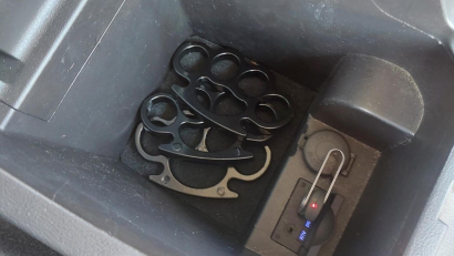 Symbolbild: Bundespolizei
Beamte der Bundespolizei Waidhaus haben am Mittwoch (6. August) bei Grenzkontrollen in Waldsassen Waffen und Böller sichergestellt.