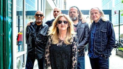Bild: Arnie Goodman
Deborah Bonham tritt mit ihrer Band im VAZ Pfarrheim in Burglengenfeld auf.