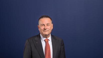 Bild: --/Drägerwerk AG &amp; Co. KGaA/dpa
Stefan Dräger führt den international tätigen Konzern Drägerwerk seit 1992. (Handout)