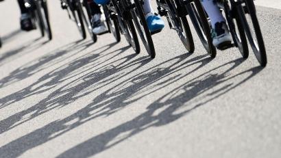 Bild: Fabio Ferrari/LaPresse via ZUMA Press/dpa
Vier Radfahrer sind bei dem Vorfall in Italien zum Teil schwer verletzt worden. (Symbolfoto)