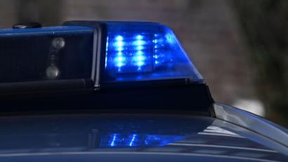 Bild: Bernd Weißbrod/dpa
Ein 52-Jähriger wurde lebensgefährlich verletzt. (Symbolbild)