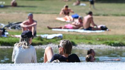 Bild: Florian Diettrich/dpa
Sommerliches Wetter bleibt den Bayern erhalten. (Archivbild)
