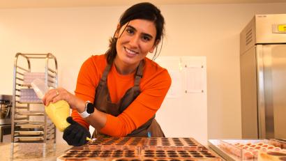 Bild: ubb
Patricia Destro Gropengießer betreibt in Falkenberg eine Pralinenmanufaktur. Bis die Pralinen fertig sind, vergehen zwei bis drei Tage.