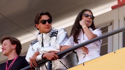 Bild: David Davies/PA Wire/dpa
Formel-1-Pilot George Russell und seine Partnerin Carmen Mundt sind verlobt. (Archivbild)