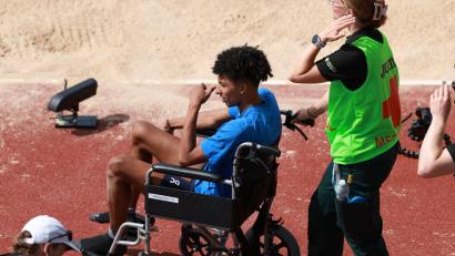 Bild: Morgan Harlow/AP/dpa
Im Verletzungspech:  Mattia Furlani.