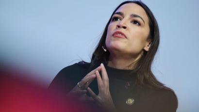 Bild: Annette Riedl/dpa
Die US-Kongressabgeordnete Alexandria Ocasio-Cortez will ihre Eizellen einfrieren lassen. (Archivfoto)