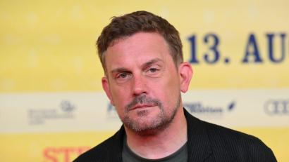 Bild: Felix Hörhager/dpa
Sebastian Bezzel schließt einen weiteren Film als Franz Eberhofer nicht aus.