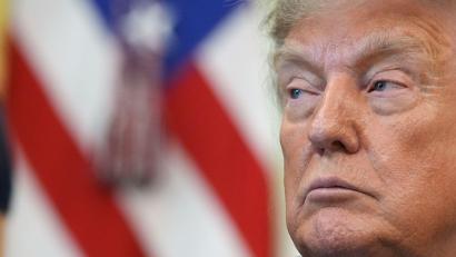 Bild: Jacquelyn Martin/AP/dpa
US-Präsident Trump verlangt Entschädigung vom Iran.