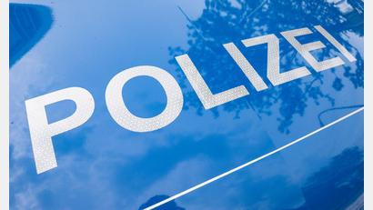 Bild: Boris Roessler/dpa
Nach einer Schlägerei  im Landkreis Roth ist ein 47-Jähriger im Krankenhaus gestorben. (Symbolbild)