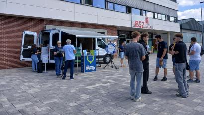Archivbild: szl
Oberpfalz-Medien war mit "Redaktion on Tour" unter anderem schon in Wiesau, um mit Leserinnen und Lesern ins Gespräch zu kommen. Der nächste Halt ist am Dienstag, 18. August, in Erbendorf.