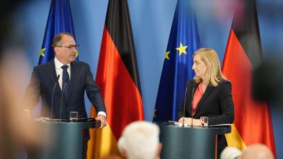 Bild: Kay Nietfeld/dpa
Die Reform der Gesetze, die die Befugnisse und Kontrolle der Nachrichtendienste regeln, war schon lange geplant.